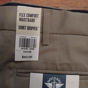 NWT Dockers Mens Khaki Classic Fit Pants 42x36 Big and Tall